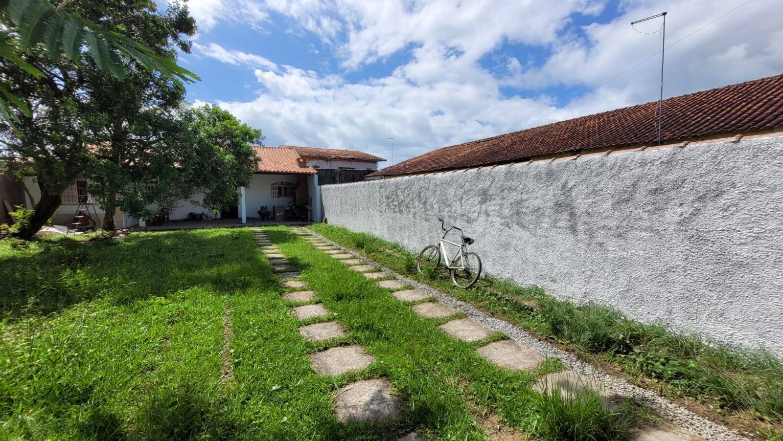 #1255 - Casa para Venda em Itanhaém - SP