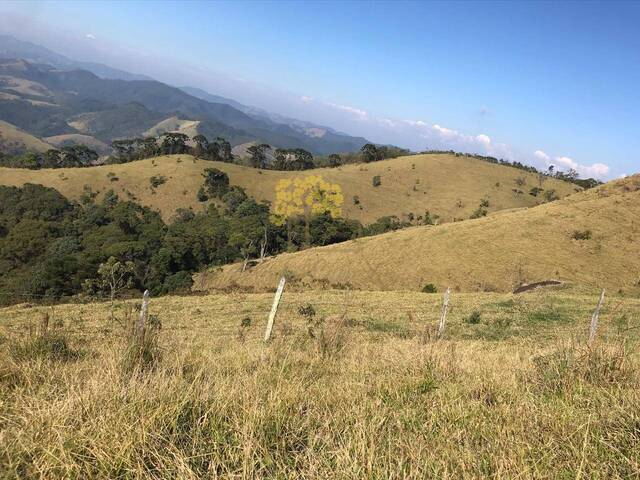 Sítio para Venda em São José dos Campos - 1