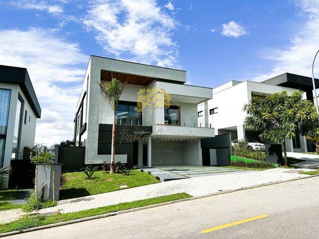 Casa para Venda em São José dos Campos - 4