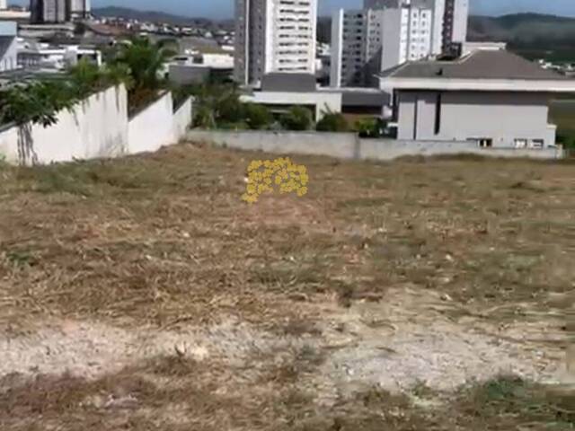 Área para Venda em São José dos Campos - 2